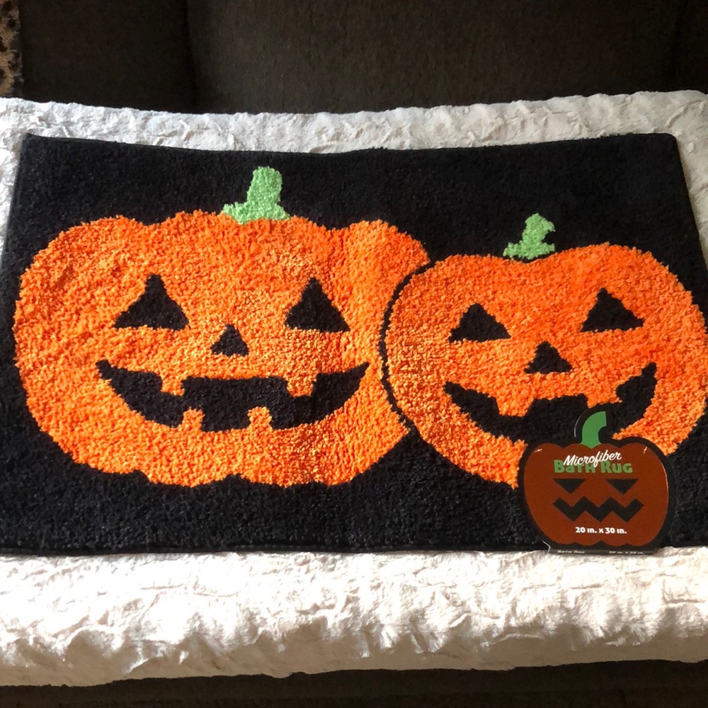 Halloween Pumpkin Jack O’Lantern Bath Rug